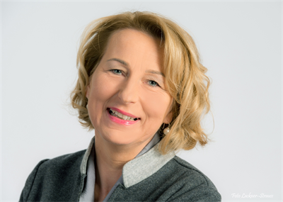 Porträtfoto von Bürgermeisterin Elisabeth Teufer